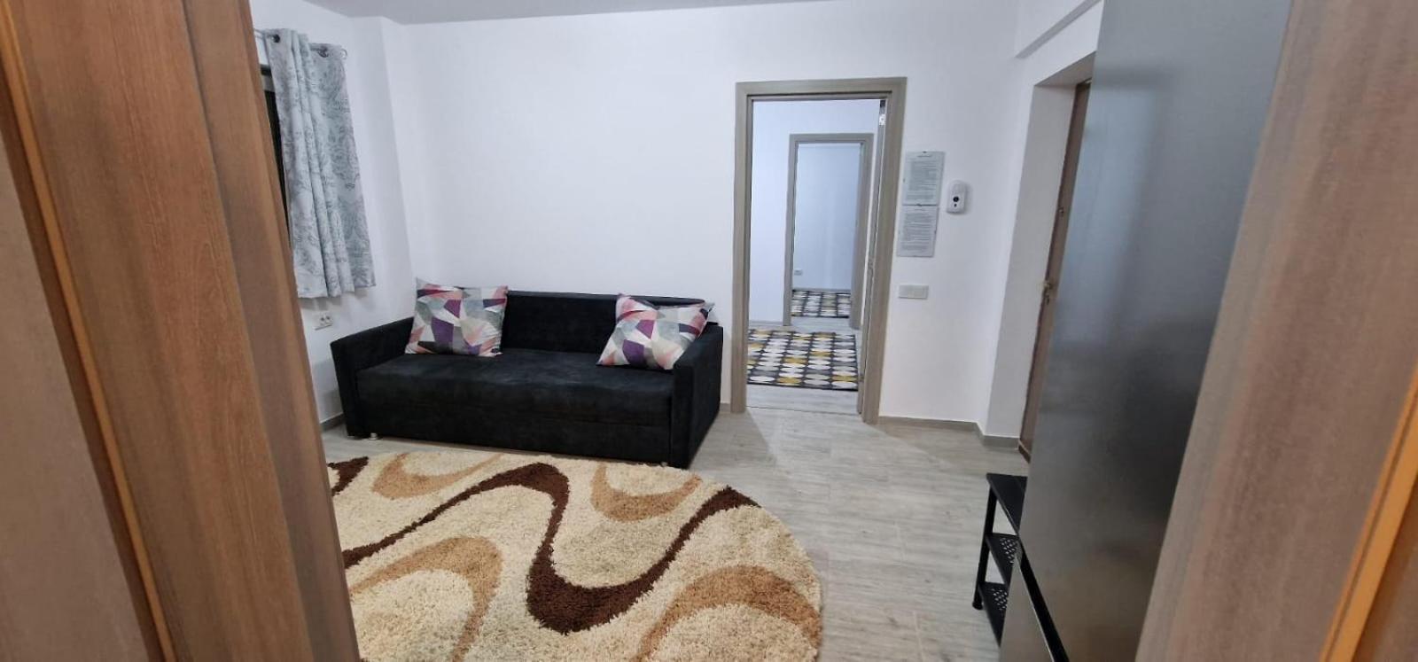 Apartament 3 Cam Grand Arena บูคาเรสต์ ภายนอก รูปภาพ