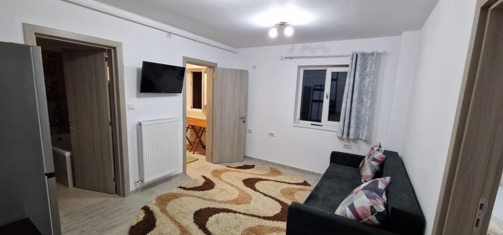 Apartament 3 Cam Grand Arena บูคาเรสต์ ภายนอก รูปภาพ